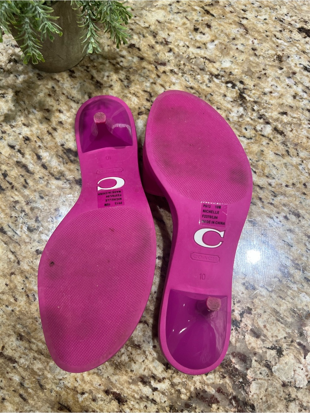 Coach Scribble Signature Pink Jelly Kitten Heel Slide Sandals 10M - Picture 11 of 11
